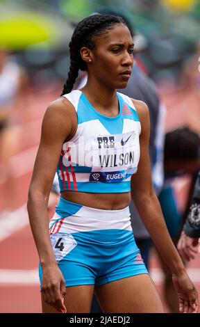 28 mai 2022 Eugene OU États-Unis : Ajee Wilson attend à la ligne de départ pour la course de 800 mètres pendant la Nike Prefontaine Classic à Hayward Field Eugene, OU Thurman James/CSM Banque D'Images