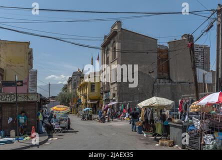 Marché de rue dans le quartier central de Vega à Santiago, Chili Banque D'Images Marché de rue dans le quartier central de Vega à Santiago, Chili Banque D'Images