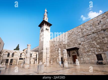 Damas, Syrie - Mai 2022 : extérieur de la mosquée Omeyyade et mausolée de Saladin à Damas Banque D'Images