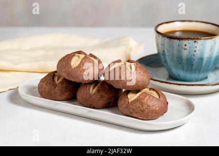 Biscuits de tahini. Cookies sur fond blanc. Gros plan Banque D'Images