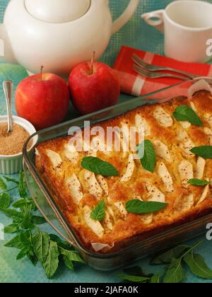 Tarte aux pommes cuite au four. Banque D'Images