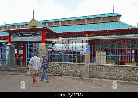 Entrée au marché Sir Selwyn Selwyn-Clarke à Victoria, Seychelles, Mahé Banque D'Images