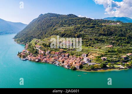 Lac d'Iseo, Italie, Carzano, vue aérienne Banque D'Images