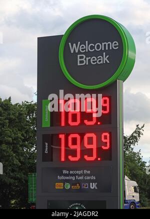 Bienvenue Break Services Keele Nord,M6,essence Price,Diesel Price, on sign, ST5 5HG Banque D'Images
