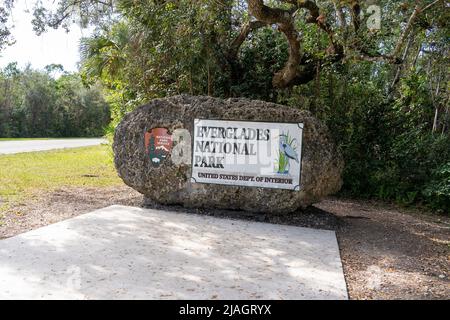 Le panneau du parc national des Everglades est affiché en Floride, aux États-Unis. Banque D'Images