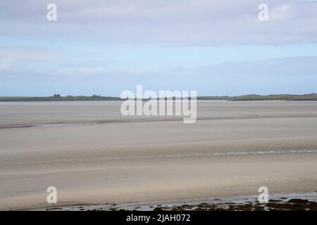 La partie plate des sables de Vallay à marée basse près de Sollas sur North Uist dans les Hébrides extérieures, en Écosse Banque D'Images