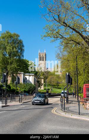 Cathédrale de Lincoln depuis la jonction de la route Monks avec la route de Lindum Lincoln City 2022 Banque D'Images