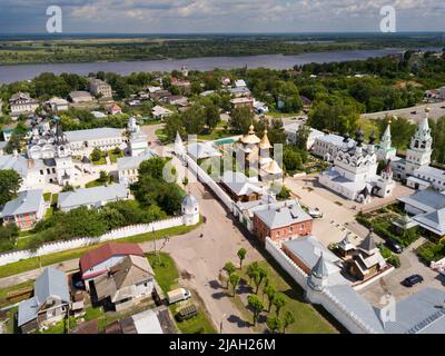 Vue sur les monastères de la Trinité et de l'Annonciation à Murom Banque D'Images