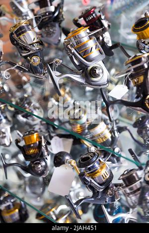 Illustration du support avec nouvelle bobine de baitcasting pour tige Banque D'Images