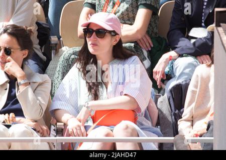 Paris, France. 30 mai 2022, Josephine Dri dans les stands lors de l'ouverture française Roland Garros 2022 sur 29 mai 2022 à Paris, France. Photo de Nasser Berzane/ABACAPRESS.COM Banque D'Images