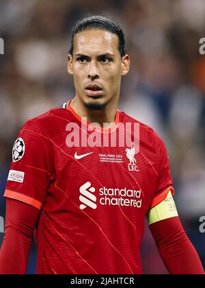 PARIS - Virgile van Dijk du FC Liverpool lors du match final de la Ligue des champions de l'UEFA entre le FC Liverpool et le Real Madrid au Stade de Franc le 28 mai 2022 à Paris, France. ANP | HAUTEUR NÉERLANDAISE | PIERRE DE MAURICE VAN Banque D'Images