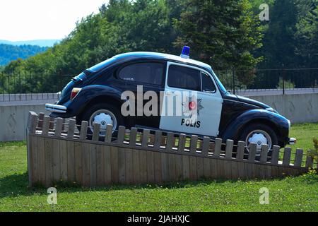 Voiture de police, Volkswagen sa voiture rétro la plus emblématique, la VW Beetle Bolu Turquie Banque D'Images