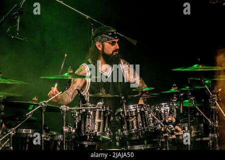 Trezzo sull'Adda Italie 30 mai 2022 Mike Portnoy. Avec le Neal Morse Band - une soirée d'innocence et de danger 2022 - au Live Club © Andrea Ripamonti Banque D'Images