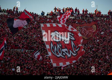 CASABLANCA, MAROC - 30 MAI : fans de Wydad AC lors du match final 2022 de la Ligue des champions de la CAF entre Al Ahly et Wydad AC au Stade Mohammed V le 30 mai 2022 à Casablanca, Maroc. (Photo de Sebastian Frej) Banque D'Images