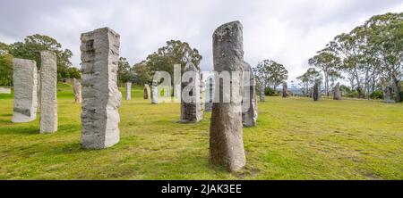 Les pierres debout australiennes, érifiées en 1992 à Glen Innes, les monolithes rendent hommage à l'héritage celtique des premiers colons européens Banque D'Images