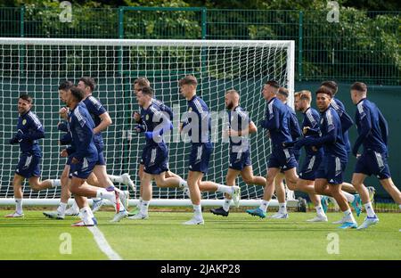 Des joueurs écossais lors d'une session d'entraînement à Oriam, Édimbourg. Date de la photo: Mardi 31 mai 2022. Banque D'Images