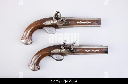 Paire de pistolets à double barbelés en flintlock Banque D'Images