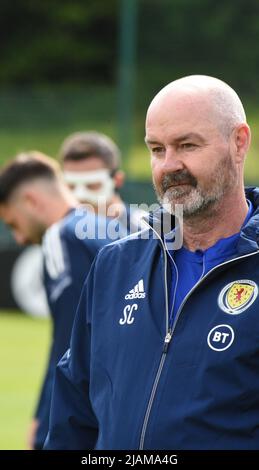 Oriam Sports Center Edinburgh.Scotland.UK. 31st session de formation 22 mai Écosse pour FIFA WCQ .Play -Off demi-finale match contre l'Ukraine responsable Écosse Steve Clarke . Crédit : eric mccowat/Alay Live News Banque D'Images