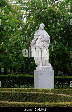 Statue de Ramon Berenguer IV, Comte de Barcelone, 'le Saint'. Par Sabatini, sur le Paseo de Argentina, / Paseo de las Estatuas, Parc El Retiro, Madrid Banque D'Images