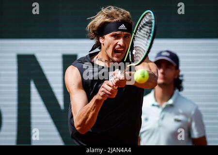 Paris, France, France. 31st mai 2022. Alexandre ZVEREV d'Allemagne pendant le dixième jour de Roland-Garros 2022, Open de France 2022, Grand Chelem tournoi de tennis au stade Roland-Garros sur 31 mai 2022 à Paris, France. (Image de crédit : © Matthieu Mirville/ZUMA Press Wire) Banque D'Images