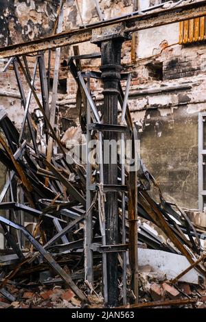 Conséquences de la paix russe dans la ville de Trostyanets. Région de Sumy. Bâtiments civils. Invasion militaire russe de l'Ukraine Banque D'Images