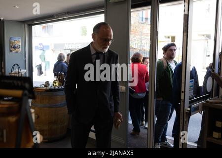 Ancien Premier ministre et maire de la ville du Havre Edouard Philippe lors de la campagne législative de Maracineanu à Hay-les-Roses au sud de Paris sur 31 mai 2022, en prévision des 12 juin et des élections législatives de 19 en France. Photo de Raphael Lafargue/ABACAPRESS.COM Banque D'Images