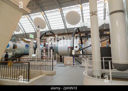 Moscou, Russie - 28 novembre 2018 : exposition intérieure au pavillon de l'espace à VDNH. Musée moderne de l'exploration du cosmos russe Banque D'Images