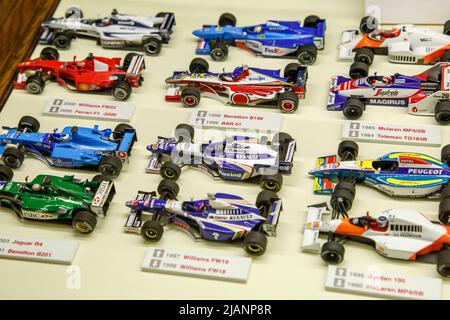 Istanbul, Turquie, 23 mars 2019 : collections de différents modèles de voitures miniatures à la même échelle. Certains d'entre eux sont rares et les modèles deviennent des collecteurs Banque D'Images