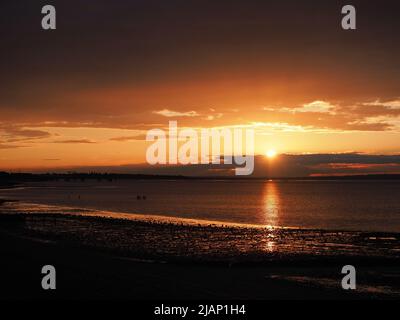 Sheerness, Kent, Royaume-Uni. 31st mai 2022. Météo au Royaume-Uni : magnifique coucher de soleil à Sheerness, Kent. Crédit : James Bell/Alay Live News Banque D'Images