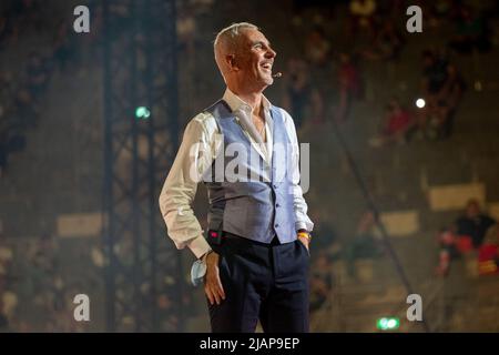 Vérone, Italie. 14th septembre 2020. Federico Buffa, journaliste sportif et conteur italien, lors de ses spectacles en direct dans l'Arena di Verona. Banque D'Images