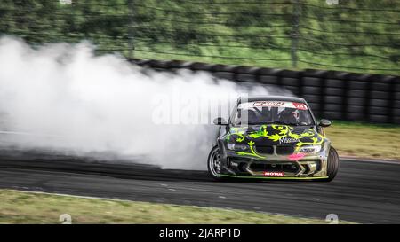 Oschersleben, Allemagne, 31 août 2019: Clemens Kauderer pilotant sa BMW E92 pendant la série internationale Drift Kings en Allemagne. Banque D'Images