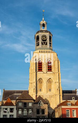 Plan vertical de l'église Sint Gertrudis dans la ville de Bergen op Zoom, Brabant Nord, pays-Bas Banque D'Images