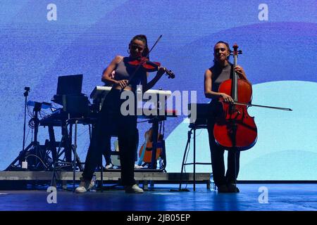 Rome, Italie. 30th mai 2022. Elena Bianchetti et Guendalina Pulcinelli lors du concert Gazzelle 2022 à PalaEur le 30th mai 2022 à Rome, Italie. (Photo de Domenico Cippitelli/Pacific Press) Credit: Pacific Press Media production Corp./Alay Live News Banque D'Images