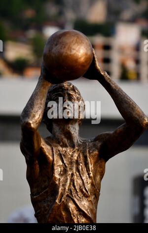 Sarajevo. 1st juin 2022. Un monument à Mirza DeliBasic est vu à Sarajevo, Bosnie-Herzégovine (BiH) sur 1 juin 2022. Crédit: Nedim Grabovica/Xinhua/Alay Live News Banque D'Images