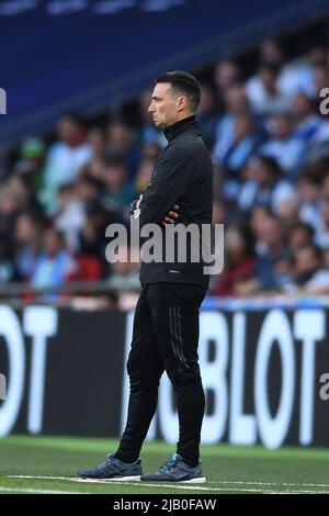 Lionel Scaloni Coach (Argentine) Lors du match de la Ligue des champions de l'UEFA entre l'Italie 0-3 Argentine au stade Wembley sur 1 juin 2022 à Londres, en Angleterre. (Photo de Maurizio Borsari/AFLO) Banque D'Images