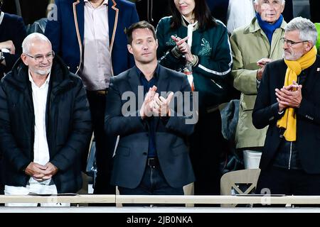 Thomas Pesquet participe à la demi-finale de l'Open de France entre Novak Djokovic et Rafael Nadal, tournoi de tennis Grand Chelem sur 31 mai 2022 au stade Roland-Garros à Paris, France - photo Victor Joly / DPPI Banque D'Images