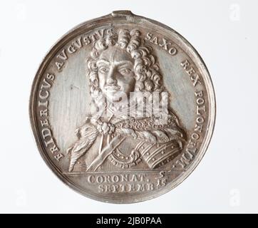 Août II Mocny (Fryderyk août I), électeur saxon (à partir de 1694), roi de Pologne (1697–1706, 1709–1733), Médaille du couronnement Kittel, Johann (1656 1740) Banque D'Images