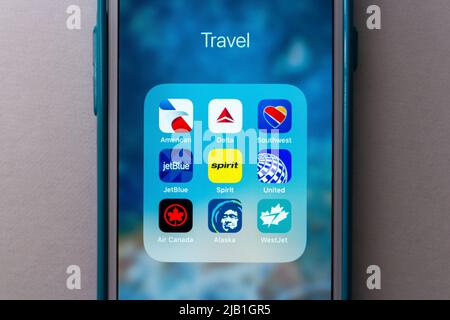 Icônes DE compagnies AÉRIENNES AMÉRICAINES sur iPhone (American Airlines, Delta, Southwest, United Airlines, Air Canada, Alaska Airlines, JetBlue Airways, Spirit et WestJet). Banque D'Images