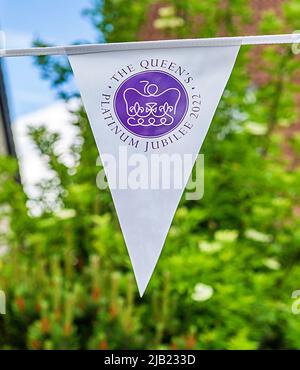 Banderole pour le Jubilé de platine de la reine Elizabeth II en 2022, célébrant 70 ans sur le trône Banque D'Images