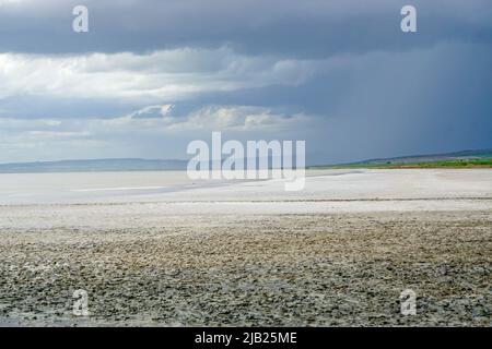 15 mai 2022 Aksaray Turquie. TUZ golu Lac de sel à Aksaray par une journée nuageux Banque D'Images