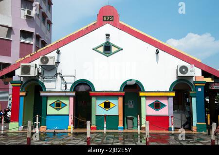 Boutiques colorées autour de Buffalo Road, Little India, Singapour Banque D'Images