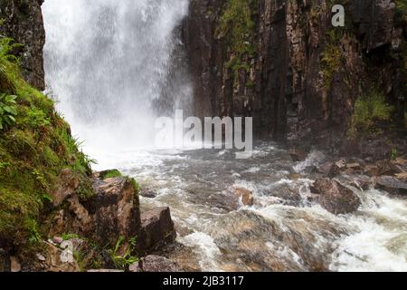 Wailing Widow Waterfall, Loch na Gainmhich, Assynt, Écosse Banque D'Images