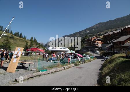 Vide-greniers à Vars Sainte-Marie un 15 août, Hautes-Alpes Banque D'Images