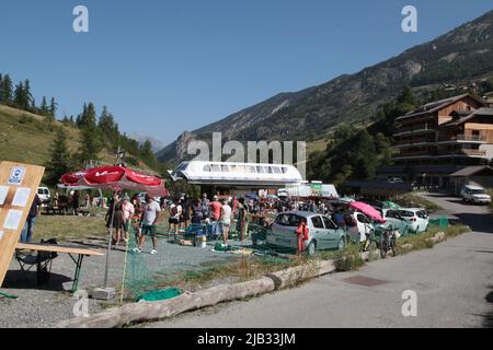 Vide-greniers à Vars Sainte-Marie un 15 août, Hautes-Alpes Banque D'Images