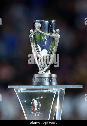 Londres, Angleterre, 1st juin 2022. Le trophée lors du match de la coupe des champions CONMEBOL-UEFA au stade Wembley, à Londres. Le crédit photo devrait se lire: David Klein / Sportimage crédit: Sportimage / Alay Live News Banque D'Images