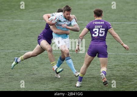 NEWCASTLE UPON TYNE, ROYAUME-UNI. 2nd JUIN Ben Hellewell, de Featherstone Rovers, en action lors du match de championnat DE BETFRED entre Newcastle Thunder et Featherstone Rovers à Kingston Park, Newcastle, le jeudi 2nd juin 2022. (Crédit : will Matthews | MI News) crédit : MI News & Sport /Alay Live News Banque D'Images