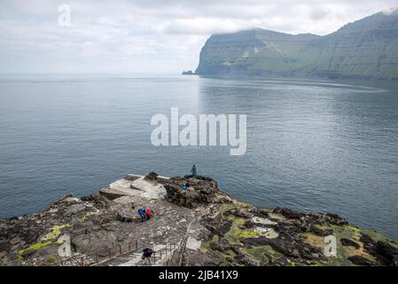 Statue de Kopakonan, légendaire Sealwoman Selkie, village de Miklalalalalur, île de Kalsoy, îles Féroé Banque D'Images