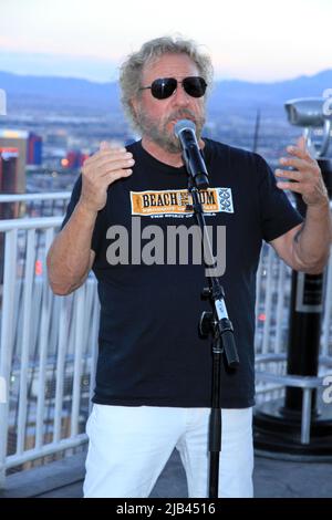 Rock & Roll Hall of Famer Inductee, Rock Legend SAMMY HAGAR annonce la résidence de Las Vegas à l'hôtel Strat, Las Vegas, Nevada avec: Sammy Hagar où: Las Vegas, Nevada, États-Unis quand: 28 juin 2021 crédit: DJDM/WENN.com Banque D'Images