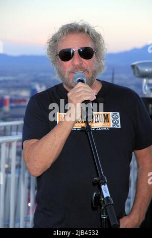 Rock & Roll Hall of Famer Inductee, Rock Legend SAMMY HAGAR annonce la résidence de Las Vegas à l'hôtel Strat, Las Vegas, Nevada avec: Sammy Hagar où: Las Vegas, Nevada, États-Unis quand: 28 juin 2021 crédit: DJDM/WENN.com Banque D'Images