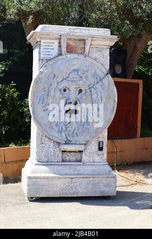 La Bocca della Verità (bouche de la vérité) Palm Reader machine à pièces Banque D'Images